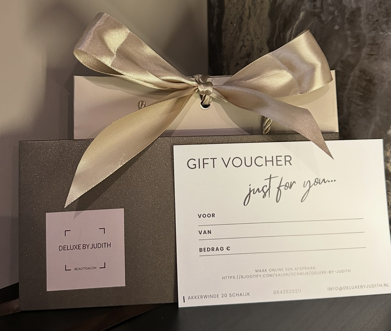 Cadeaubon Deluxe by Judith